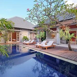  Villa The Wolas Indonesia